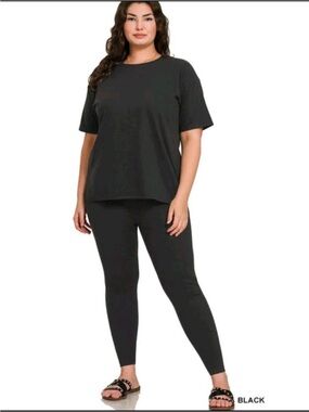 Zenana Outfitters Black Plus Size Leggings & Tee Set 3x